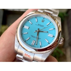 OYSTER PERPETUAL 124300 Series 41mm