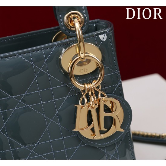  Dior-Lady Di three check patent leather ️