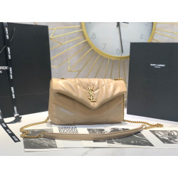LOULOU PUFFER Lambskin bag Size: 23x15.5x5.8cm Model: 620333