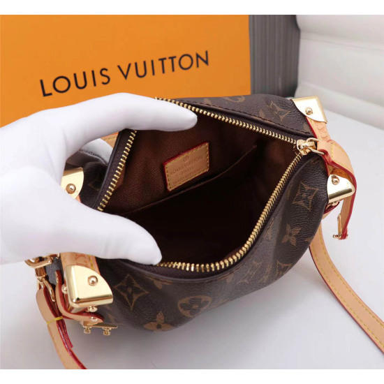 Louis Vuitton Model: 46358 Size: 23x16x6cm