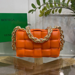 BV Chain Bag Size: 26x18cm Orange