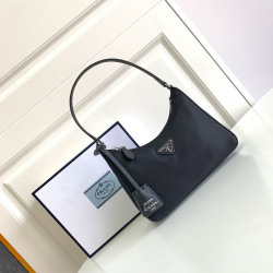 Prada Medium vintage bag Size:22X12cm 1NE204