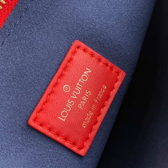 Louis Vuitton Item No.: M57792 Size: 26x20x12cm