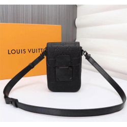 Louis Vuitton Model: 69405 Size: 15x17x8 cm