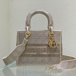 Lady Collection Handbag Size: 24cm