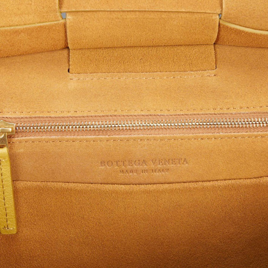 BV Bottega Veneta Arco33 Collection Bag Size: 33x21cm