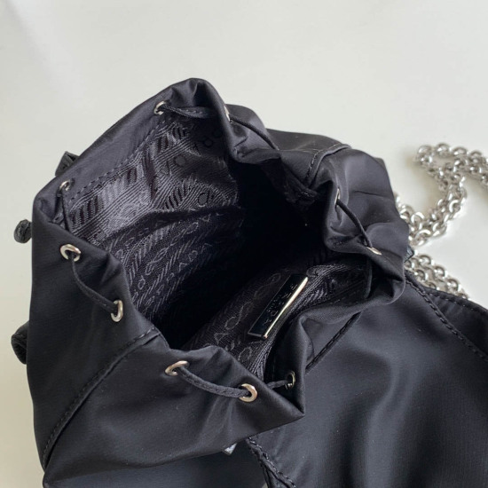 Prada Crossbody Shoulder Bag Size: 17x15.5cm 1BH029