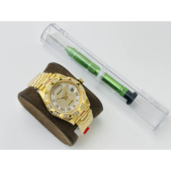 Rolex watch Diameter: 41 mm