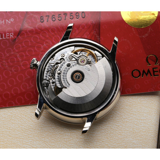 Omega Butterfly Watch Diameter: 32.7 mm