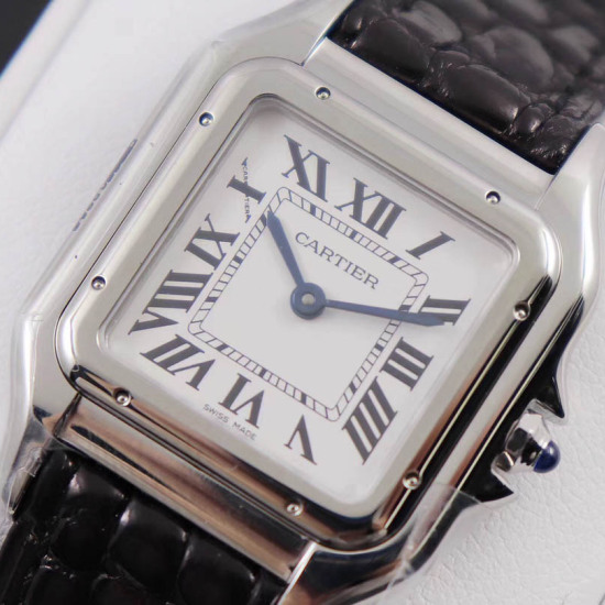 Cartier Cheetah Watch Size: 27*37mm 22*30mm
