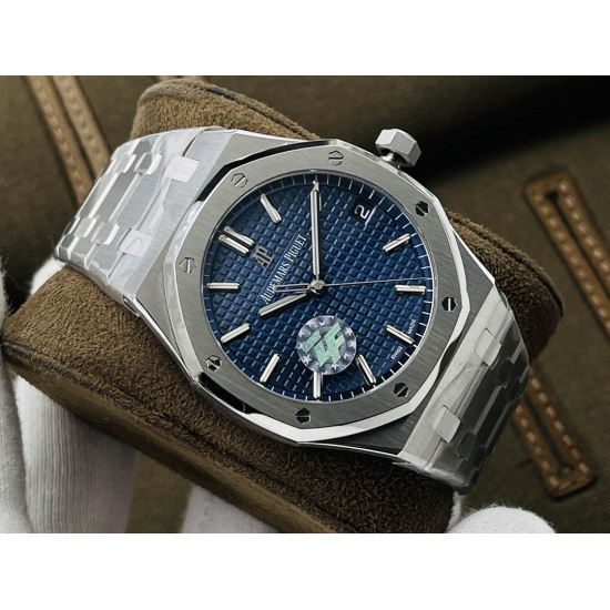 Audemars Piguet watch size: 41*10.4 mm