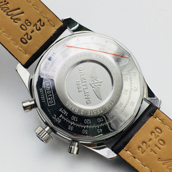 Breitling Chronograph Diameter: 43 mm