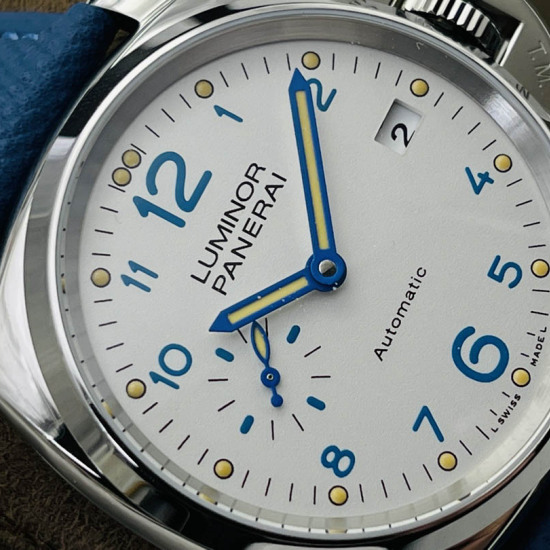 Panerai PAM 906 series watch