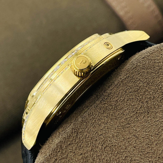Piaget Sapphire watch Diameter: 42 mm