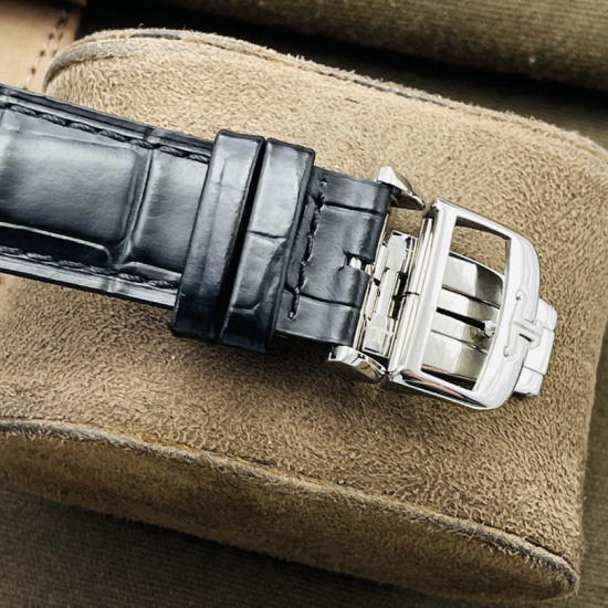 Jaeger-LeCoultre Business Series Watch Diameter: 39MM*9.9MM
