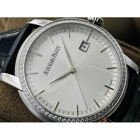 Audemars Piguet JULES AUDEMARS series watch Model: 2824 to 3120 automatic mechanical diameter 41 mm
