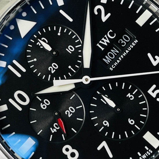 IWC Pilot's Watch Size: 43*15.2mm