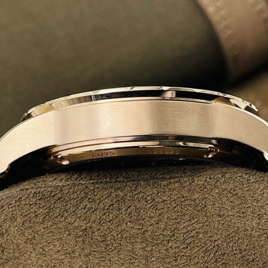 Audemars Piguet watch diameter 45 mm