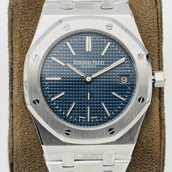 Audemars Piguet watch size: 39MM*8.6MM