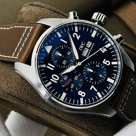 IWC Chronograph Size 43mm Thickness: 14mm