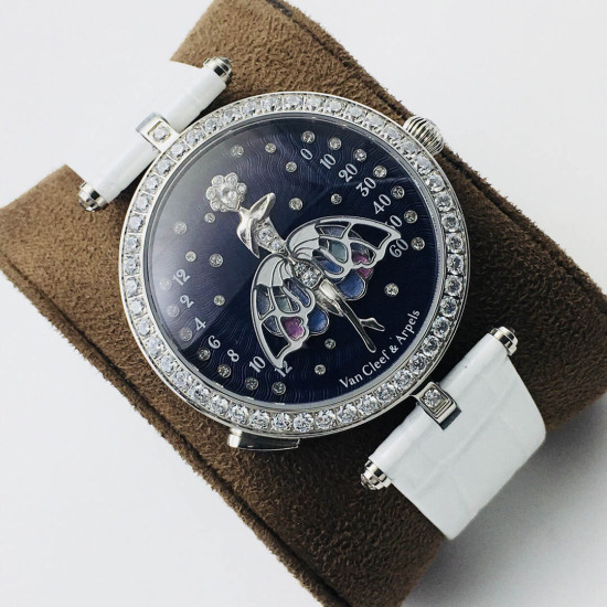 Van Cleef & Arpels Quartz Watch