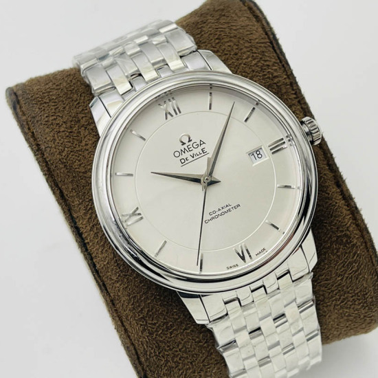 Omega Classic Butterfly Series Diameter: 39.5mm