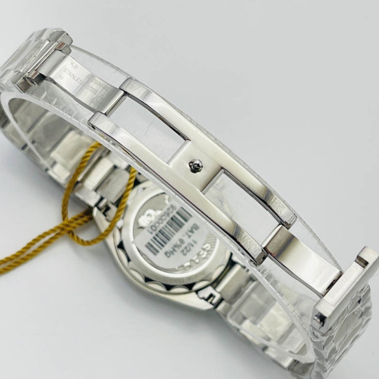 Omega Seamaster watch Diameter: 28 mm