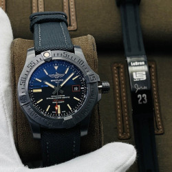 Breitling reconnaissance watch Case: 44 mm * 12.7 mm