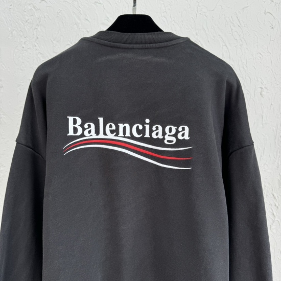 Balenciaga 拼接双领可乐针织衫卫衣