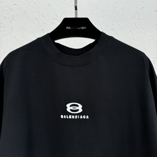 Balenciaga 滑雪系列拼接T恤