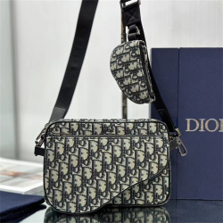 Dior Oblique斜挎包