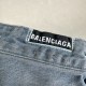 Balenciaga 反转口袋破坏牛仔裤
