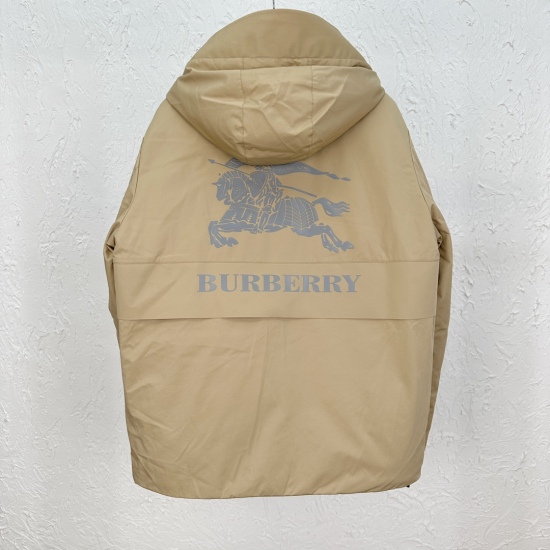BURBERRY 战马印花滑雪羽绒服 两色#29098H598