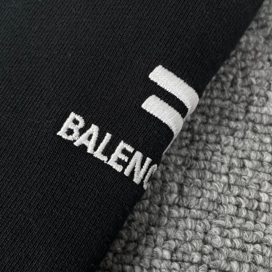 Balenciaga双钩刺绣束脚长裤