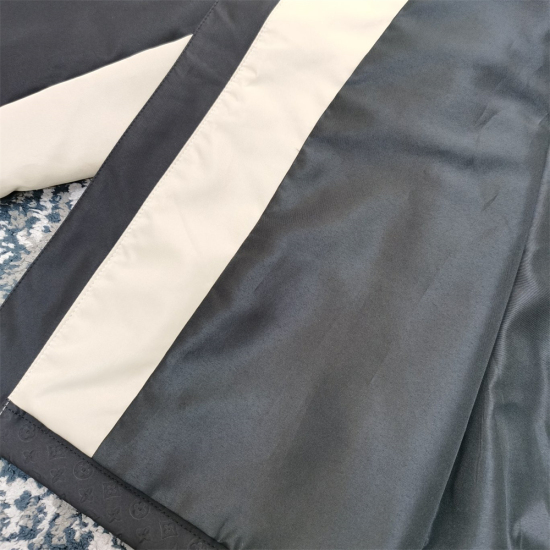 Louis Vuitton MINI MONOGRAM 科技短款派克大衣