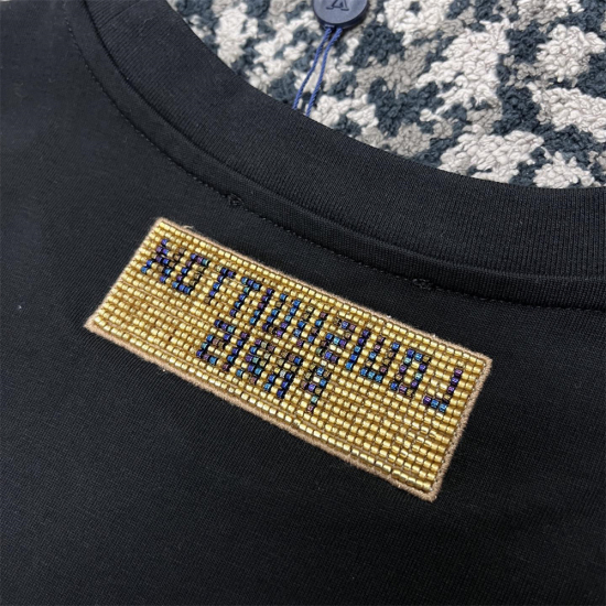 Louis Vuitton 珠饰刺绣棉质 T 恤