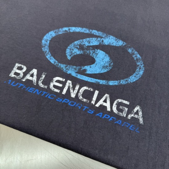 Balenciagasurfer印花洗水做旧T恤#32111R526