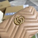 GUCCI Marmont系列 相机包#32304A836