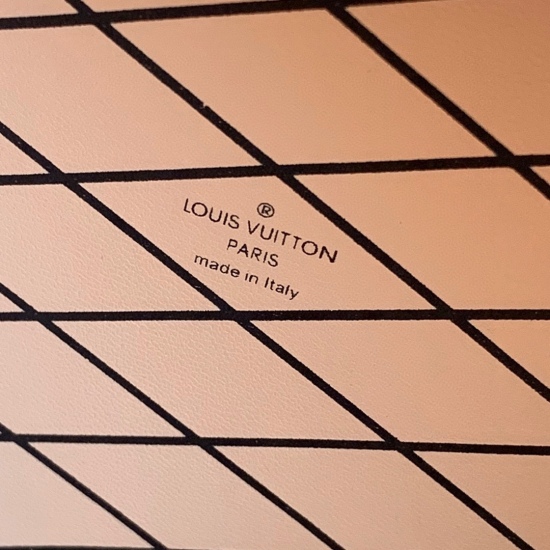 Louis Vuitton M43514
