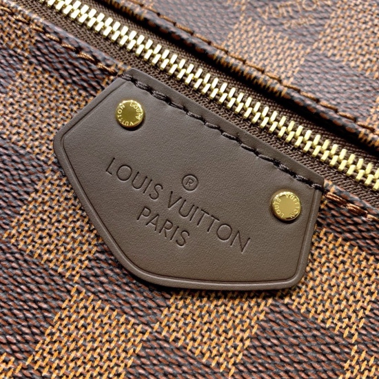 Louis Vuitton M41013
