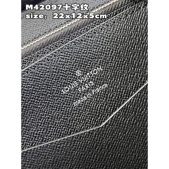 Louis Vuitton M42097