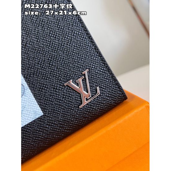 Louis Vuitton M22763
