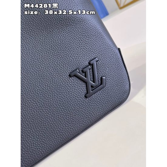 Louis Vuitton M22481