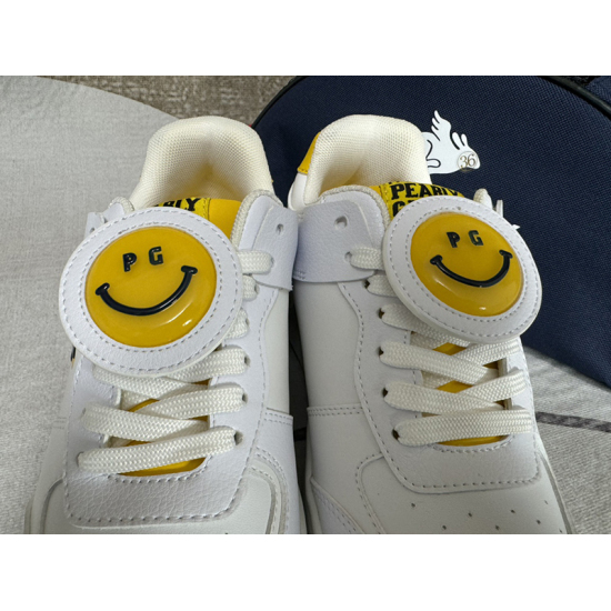 PG New Golf Shoes for Women Letter Smiley Lace-up Non-slip Sneakers