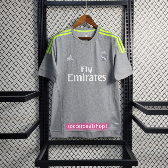 Camiseta 2ª equipación del Real Madrid Retro 2015/2016