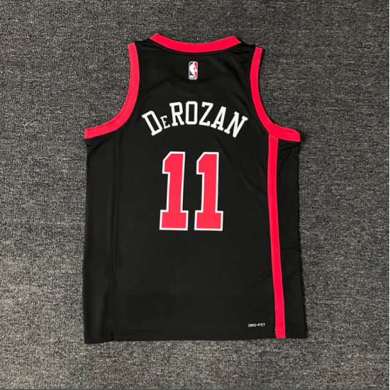 DEROZAN # 11 Negra, Chicago Bulls 2024