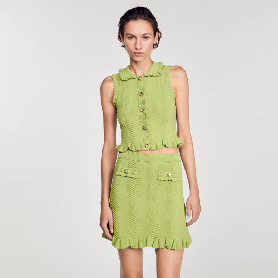 Wavy olive green skirt