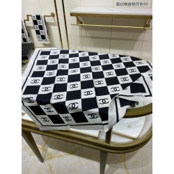 Black and white checkerboard double-sided silk scarf in the same color