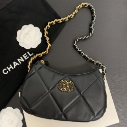 Chanel 24p hobo underarm bag